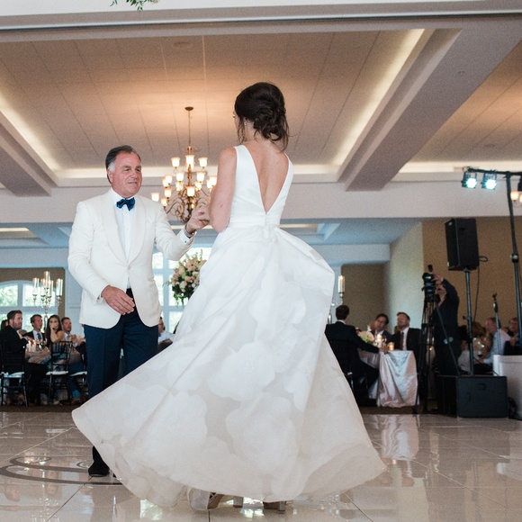 Valentini Barbara Wedding Dress Size 4 - Picture 8 of 8